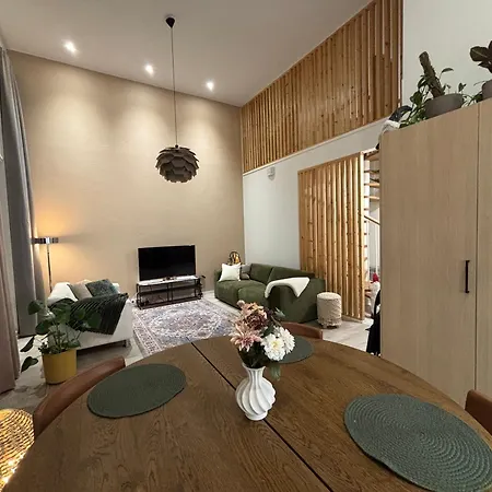 Nordic Wooden House Rovaniemi