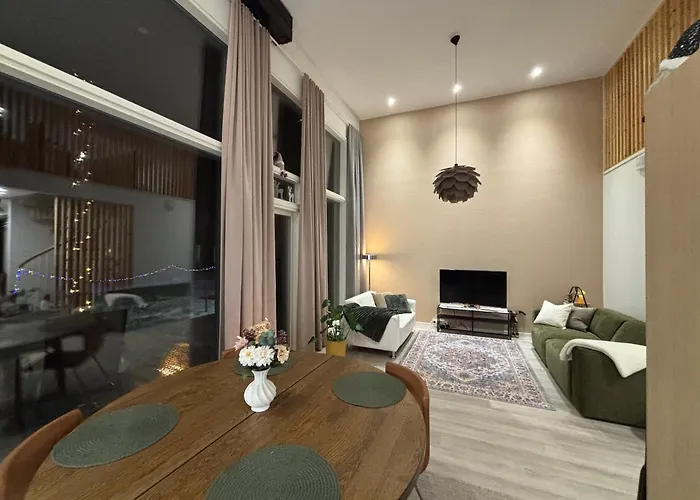 Nordic Wooden House Apartamento